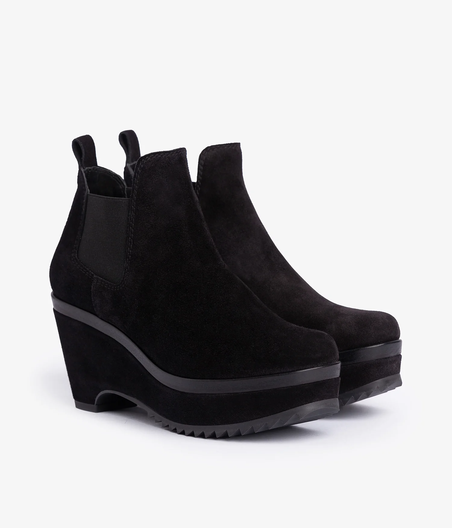 chelsea boots